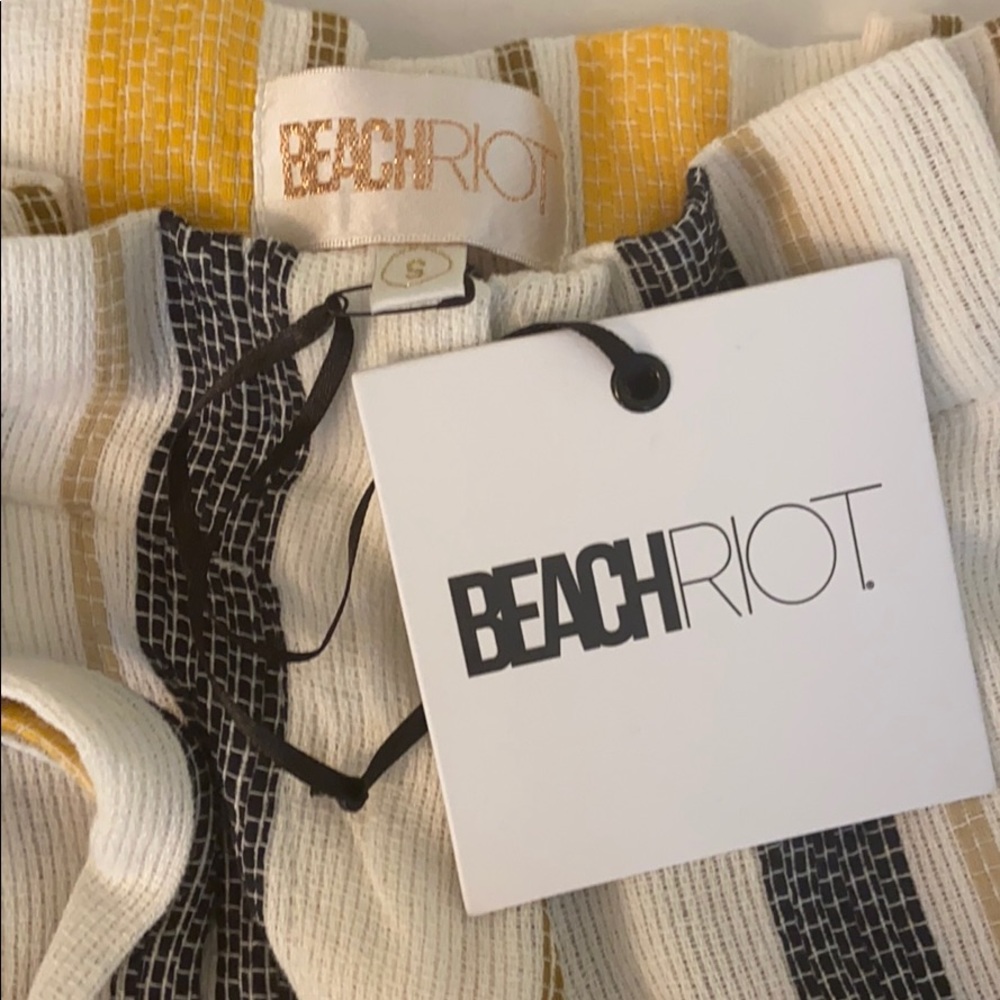 Beach Riot Shorts - Picture 3 of 3